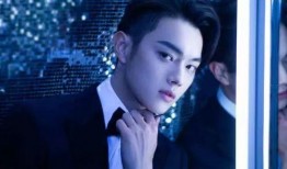 许凯爆料炫富视频,揭秘明星奢华生活背后的真相